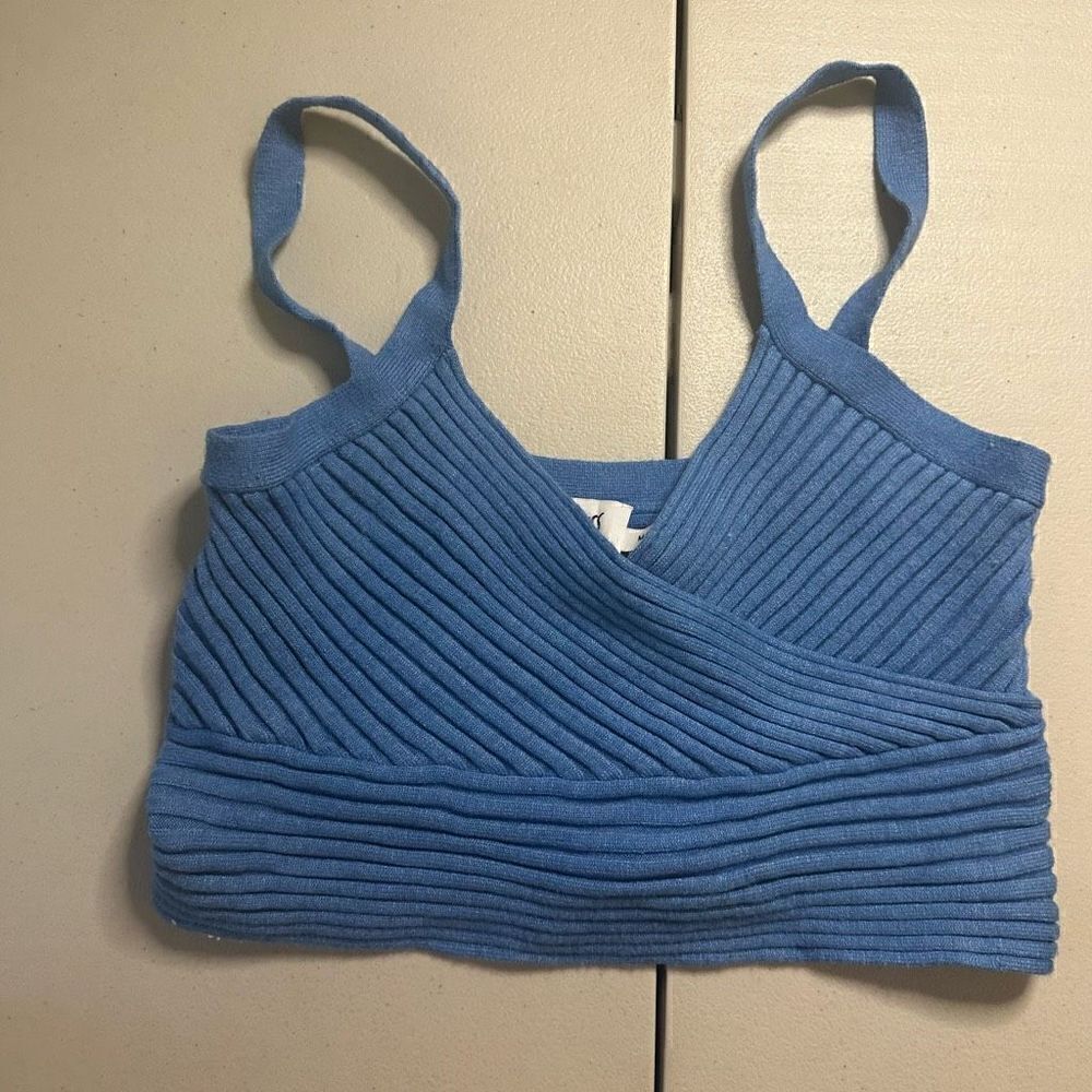 Princess Polly midriff top medium - Picture 2 of 8
